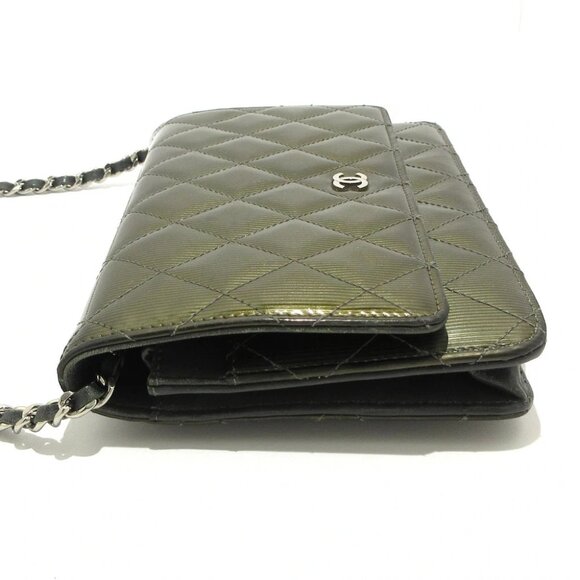 Auth CHANEL Matelasse - Khaki Gray Patent Leather Leather Other Style Wallet - Picture 9 of 13